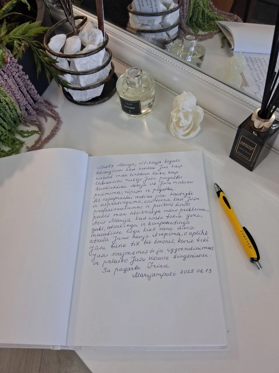 Įrašas atsiliepimų knygoje: Irina
